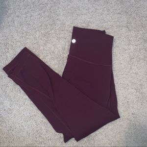 Maroon Lululemon Cropped Wunder Unders